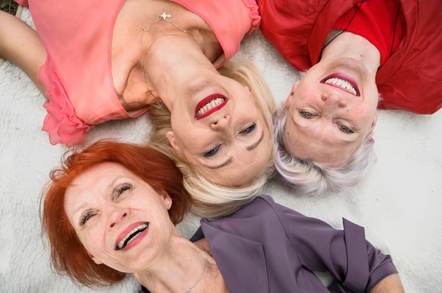 Close-up smiley mature women