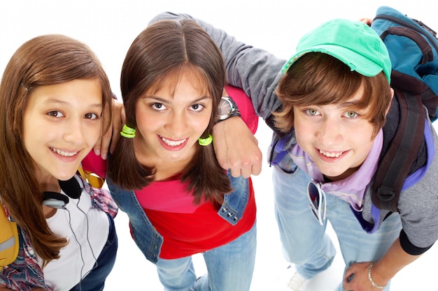 Free photo close-up of smiling teenagers