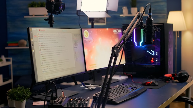 Free photo close-up of streaming chat in empty gaming studio during online video games tournament