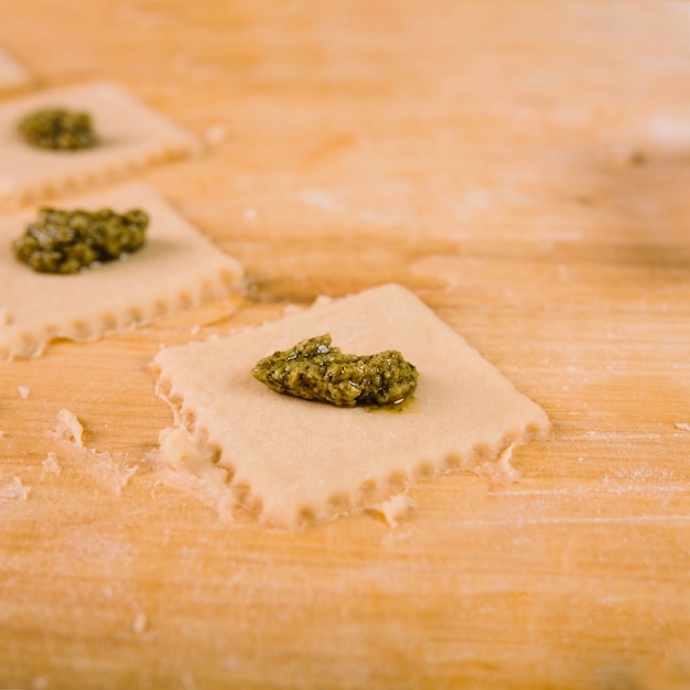Free photo close-up stuffed pasta