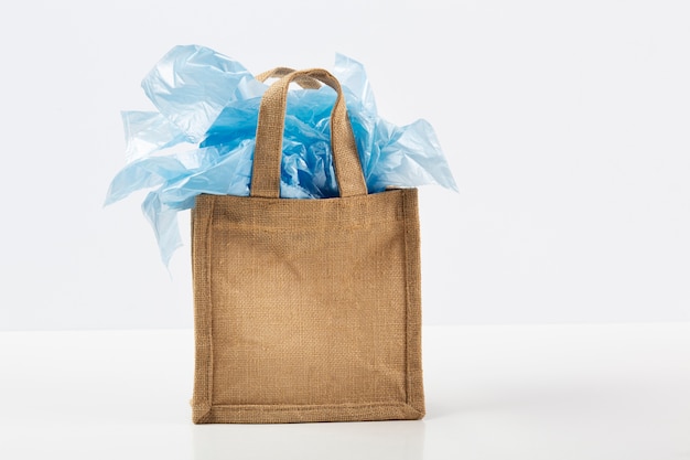 Free photo close up on sustainable shopping bag alternatives
