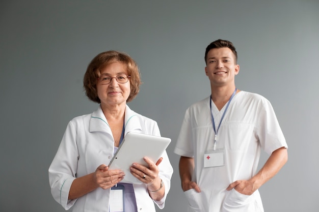 Free photo close up on team of health workers