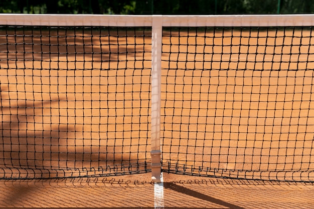 Close-up tennis net knitting