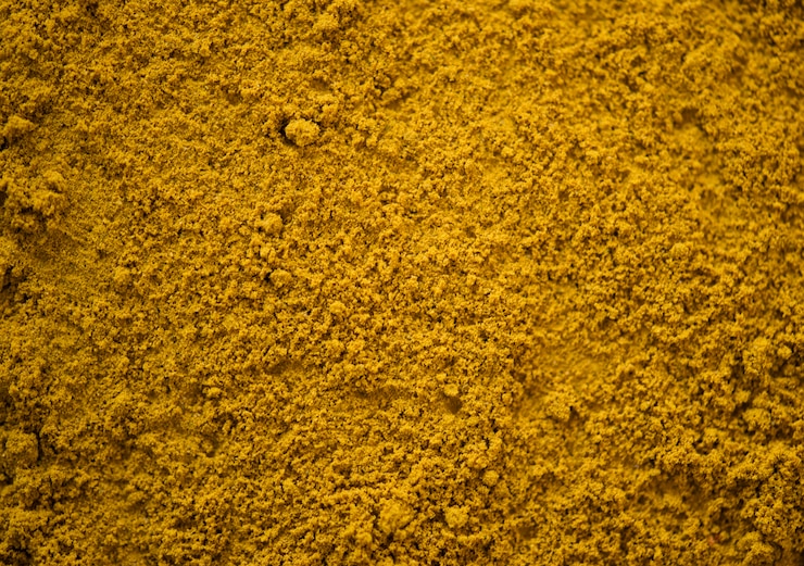 Free Photo close up of turmeric powder