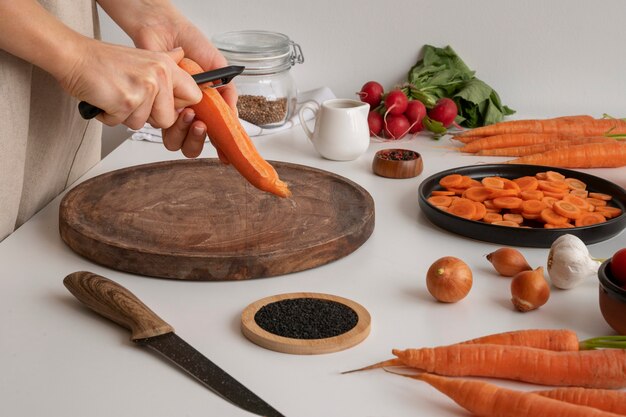 Free photo close up on vegetables in kitchen