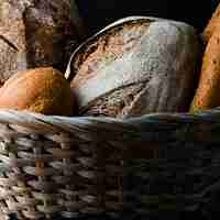 Free photo close-up view of bread in a basket