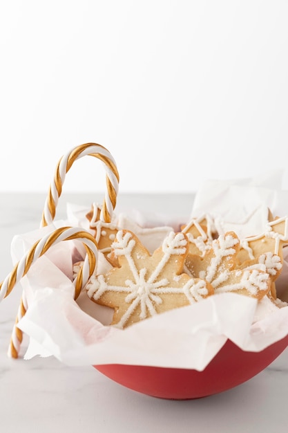 Free photo close-up view of cookies with candy cane