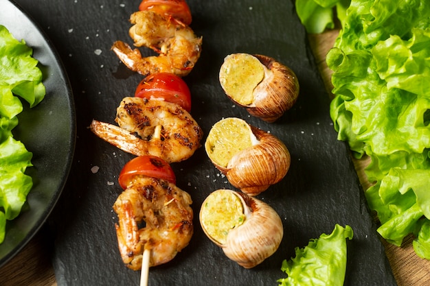 Foto gratuita vista del primo piano della disposizione deliziosa dell'alimento