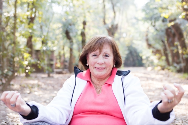 Free photo close-up of woman relaxing with yoga