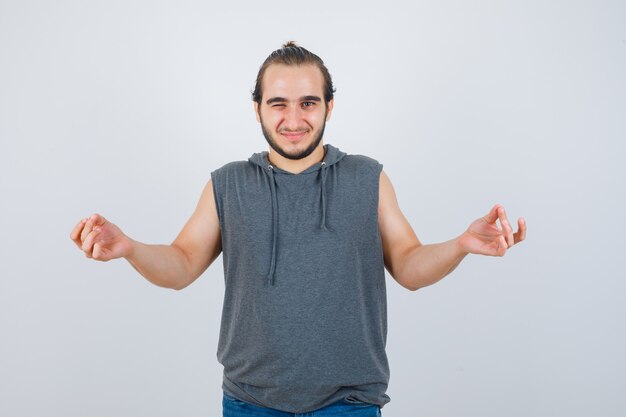 Free photo close up on young man gesturing isolated