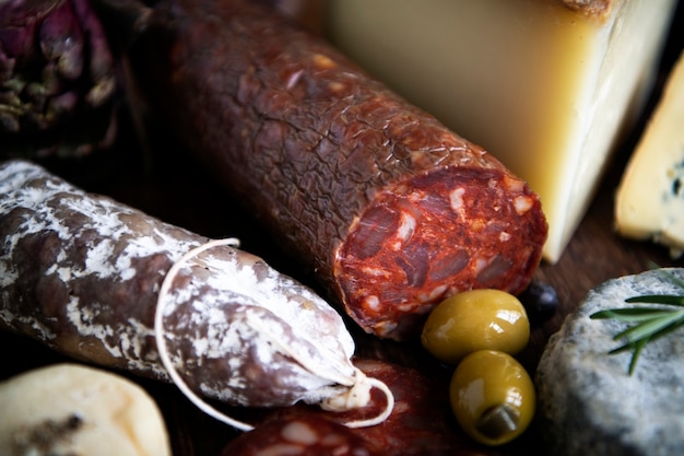 Free photo closeup of charcuterie meat products