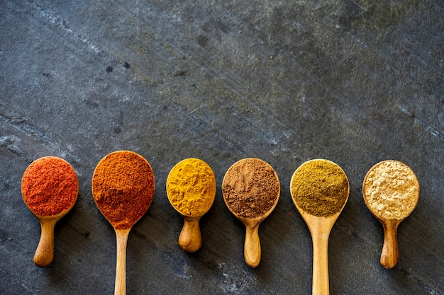 Free photo closeup of mixed spice powder