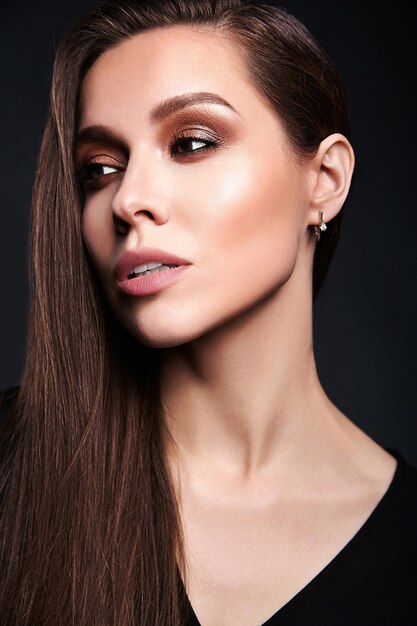 Closeup portrait of sensual glamour beautiful brunette woman model lady with fresh evening makeup