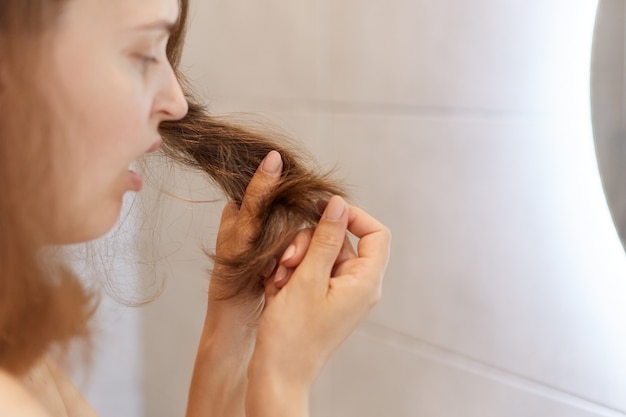 Cara Mengatasi Rambut Rontok setelah Melahirkan