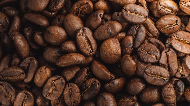 新鮮なコーヒー豆のクローズアップショット-コーヒーの質感