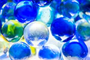 Free photo closeup shot of glass marbles