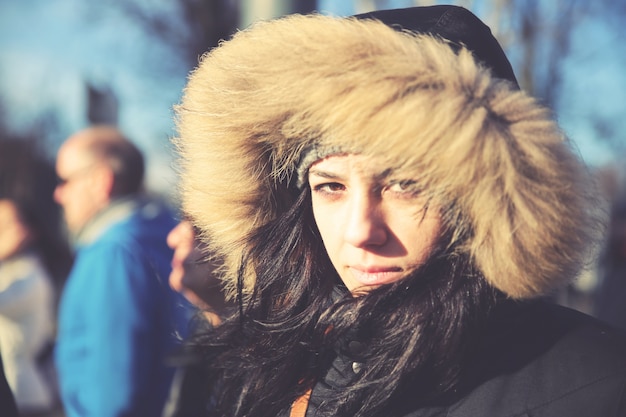 Free photo closeup of woman in winter