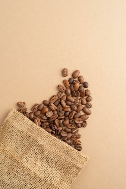 Бесплатное фото Матерчатый мешок с кофейными зернами