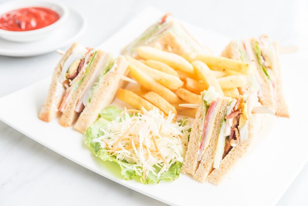 Club sandwiches