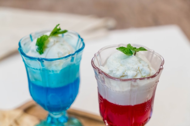 Free photo coconut ice-cream with jelly