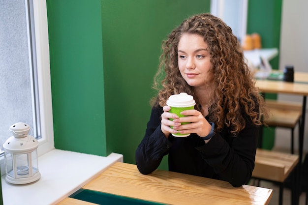 コーヒーショップ中小企業