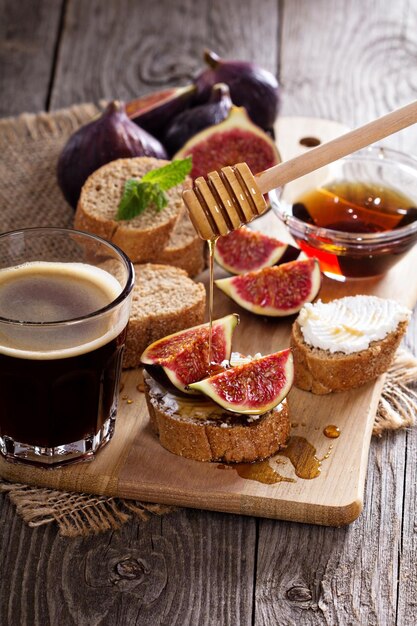 Coffee with figs and cheese bruschetta