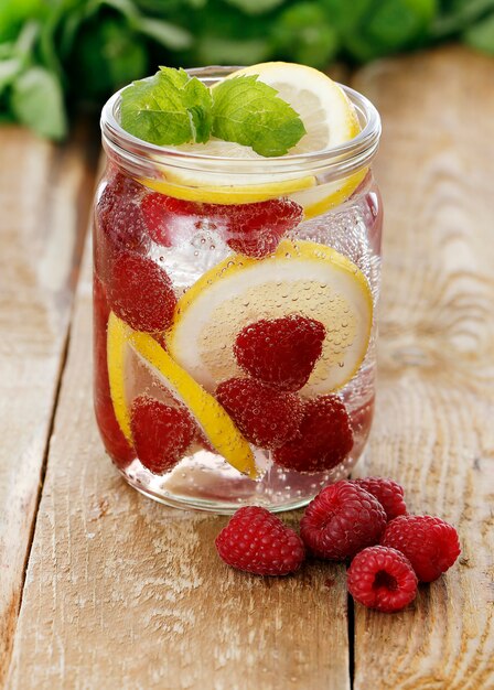 Cold drink with raspberries