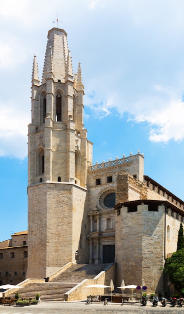 Монастырская церковь Сан-Фелиу. Girona