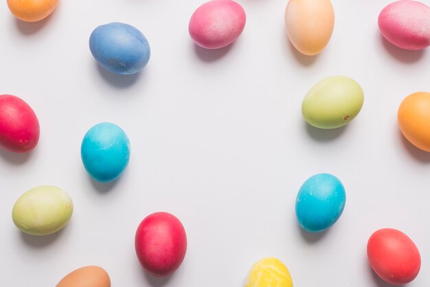 Colored eggs composition
