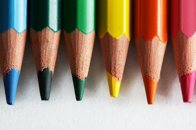 Цветной карандаш близко