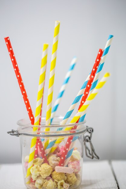 colored straws for drinks