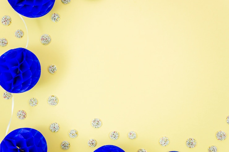 Free Photo colorful decorative birthday elements
