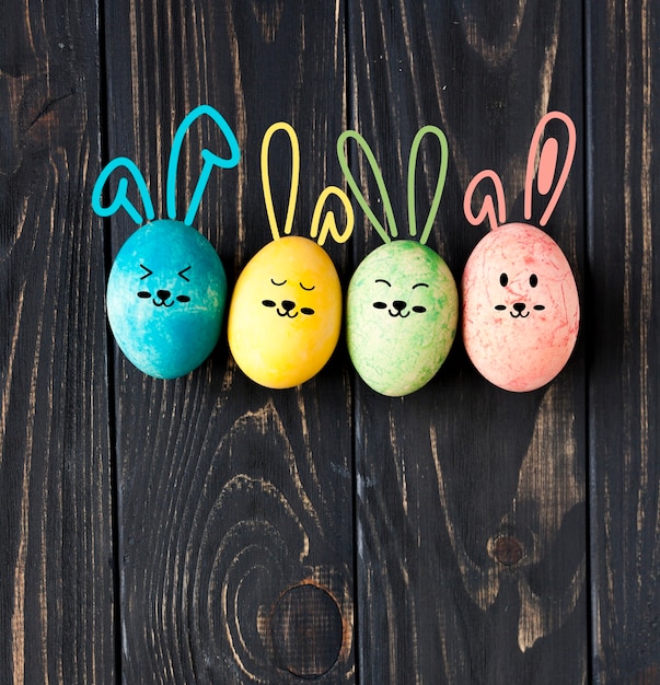 Free photo colorful easter eggs assortment