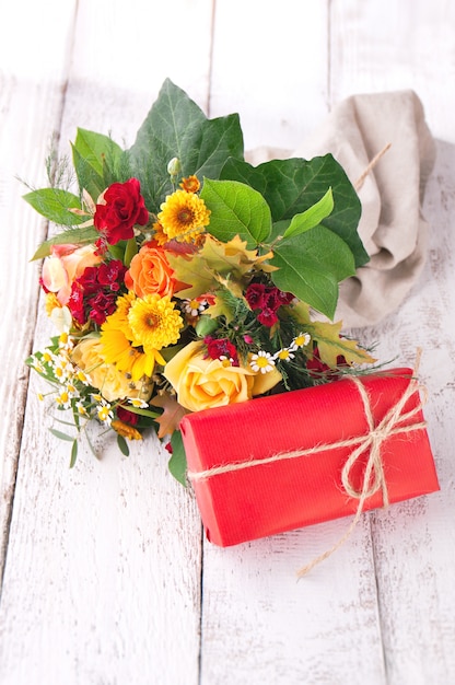 Free photo colorful flowers in a vase