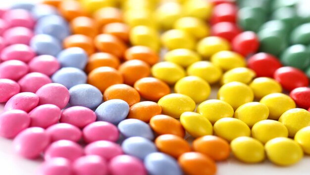 Разноцветные глазированные конфеты