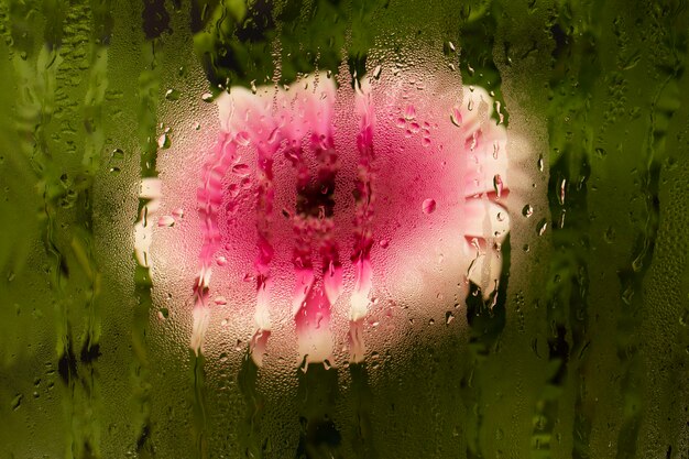 Colorful humidity glass