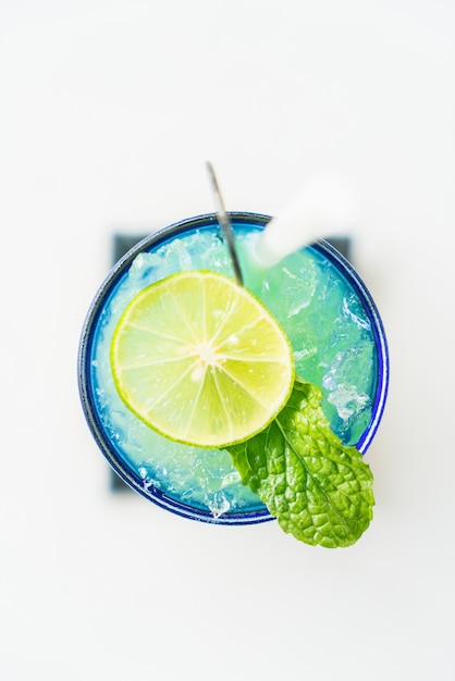 Free photo colorful lemon mocktail