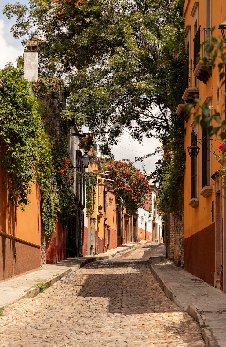 無料Photo カラフルなメキシコの都市建築と風景