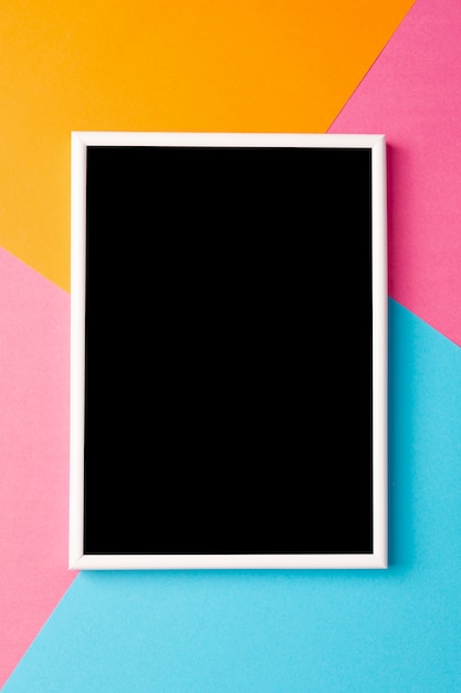 Free photo colorful paper sheets with mock-up