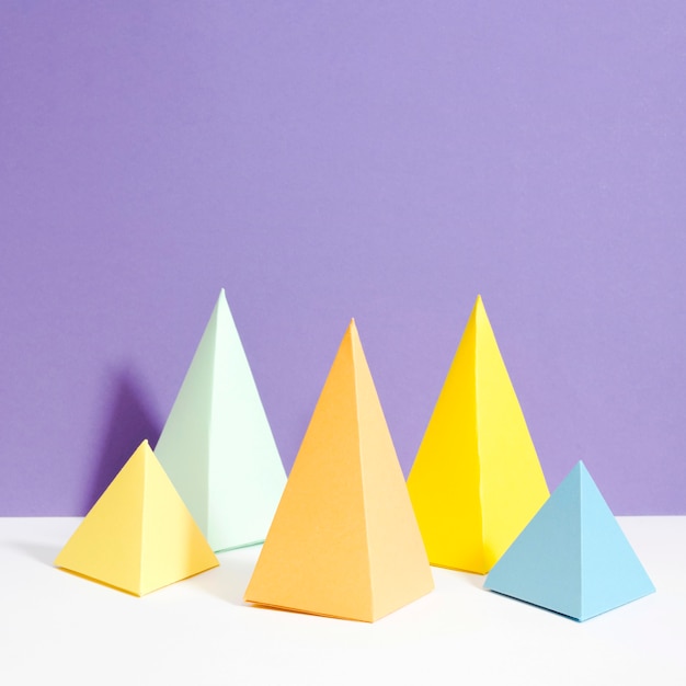 Free photo colorful triangle paper collection