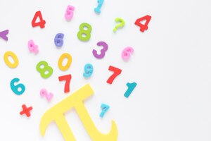 Красочные математические числа и символ пи