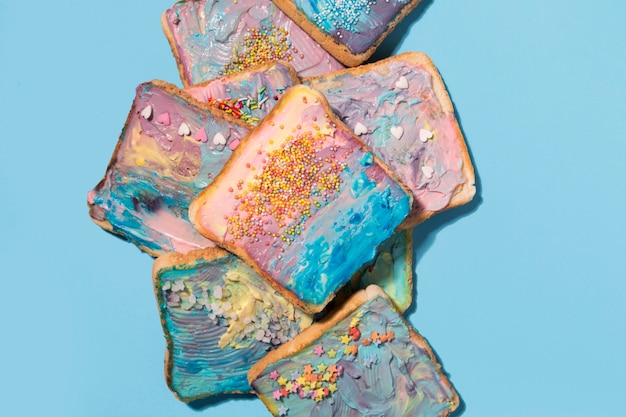 Colourful toasts