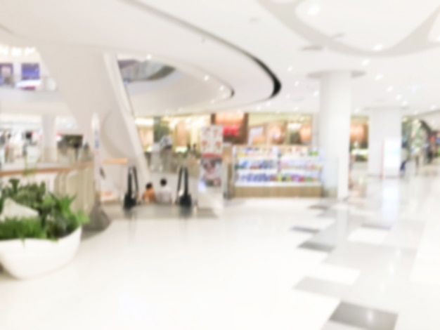 Free photo columns shopping center unfocused