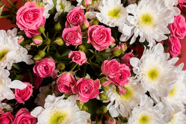 Composition of beautiful flowers wallpaper