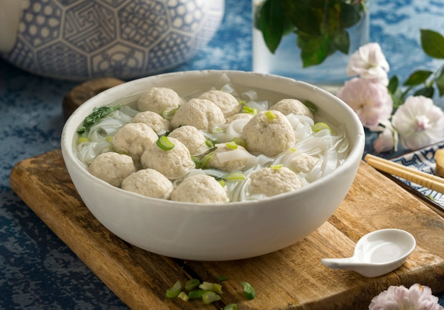 Free photo composition of delicious bakso bowl