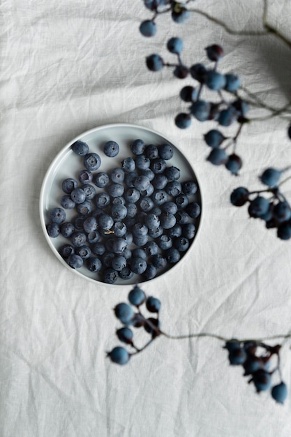 Free photo composition of a healthy meal on the table