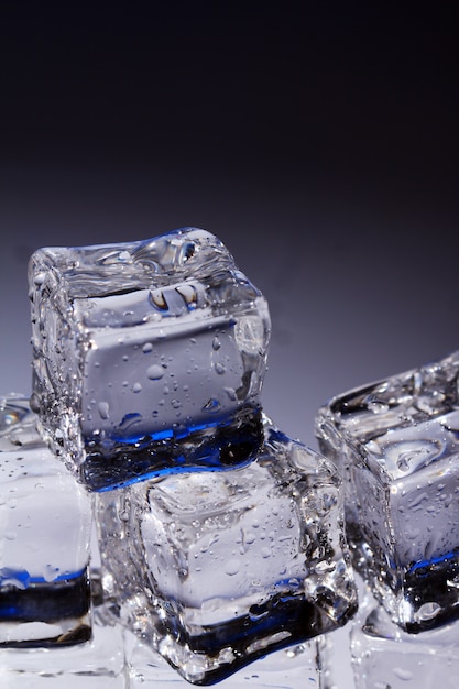 Бесплатное фото Состав кубиков льда