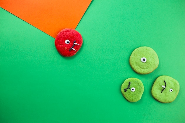 Cookies with faces