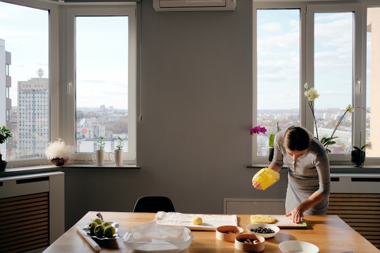 Free Photo cooking home made dough on a sunny day