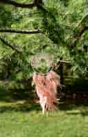 Foto gratuita cool dream catcher all'aperto